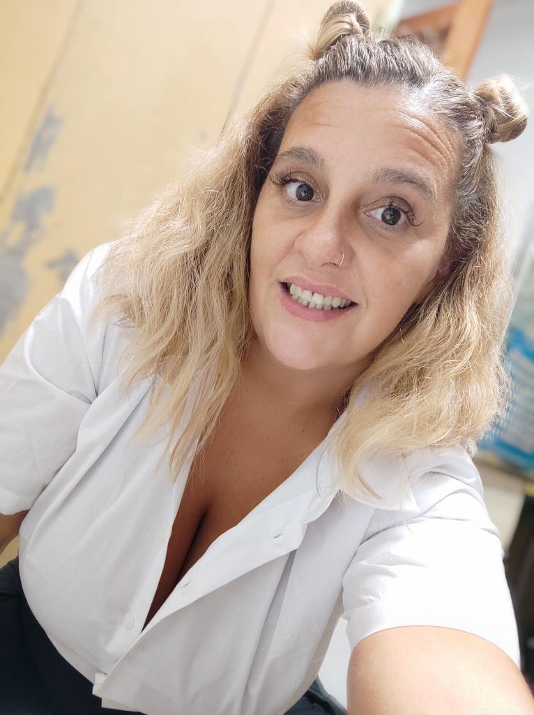 621366920: Chica busca chico en Alicante
