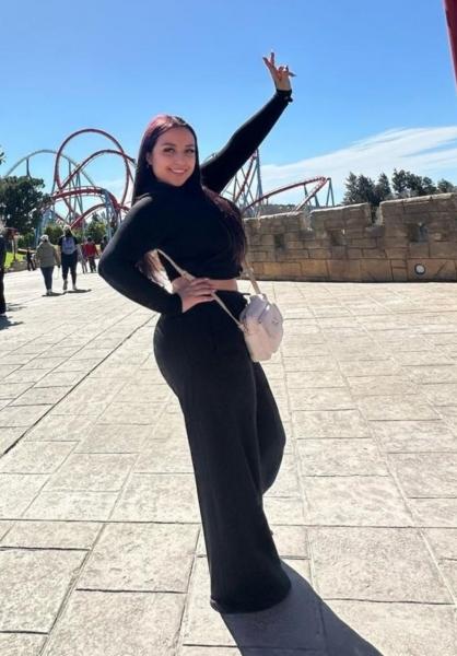 670059967: Chica busca chico en Barcelona