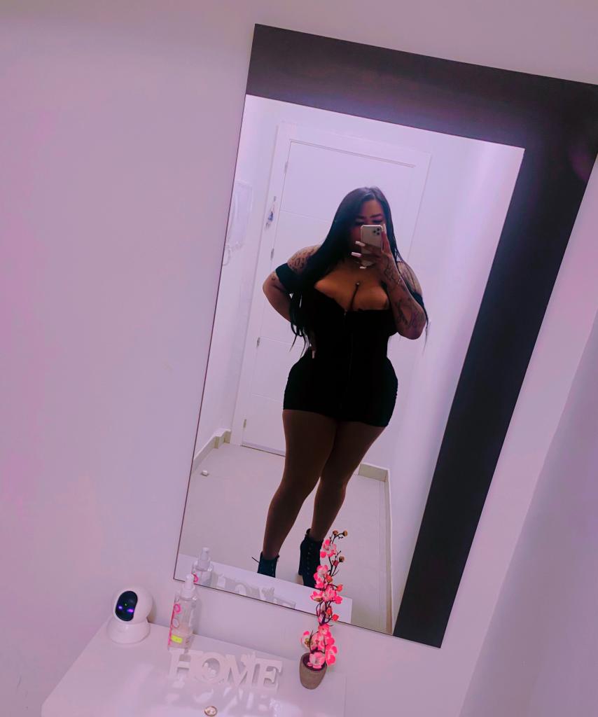 682057117: Chica busca chico en Barcelona