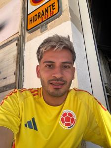 613216388: Chico busca chica en Málaga