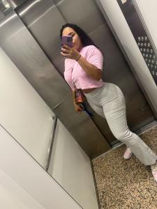 678671164: Chica busca chico en Granada