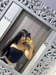 622768046: Chica busca chico en Barcelona