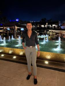 694213895: Chico busca chica en Madrid