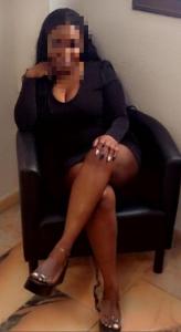 665461340: Chica busca chico en Gerona