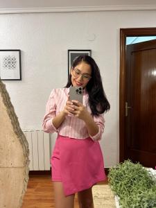 697734316: Chica busca chico en Cádiz