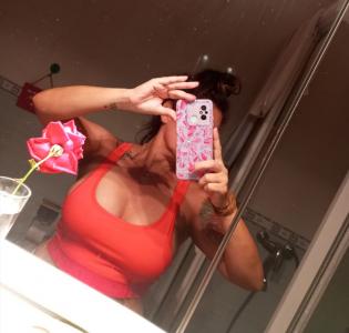 624940663: Chica busca chico en Tenerife