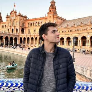 691631440: Chico busca chica en Málaga