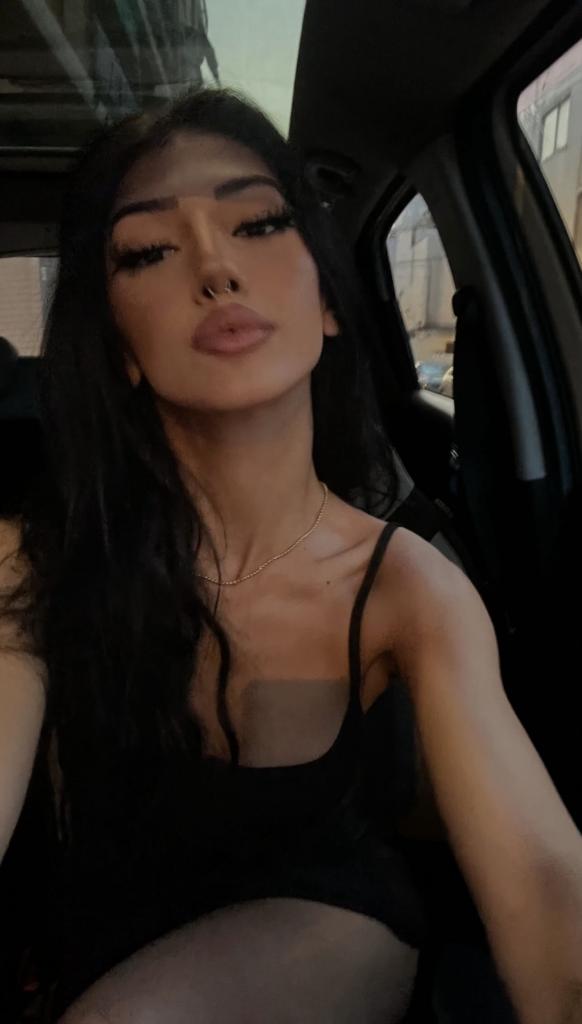 Chica busca chico en Granada: 