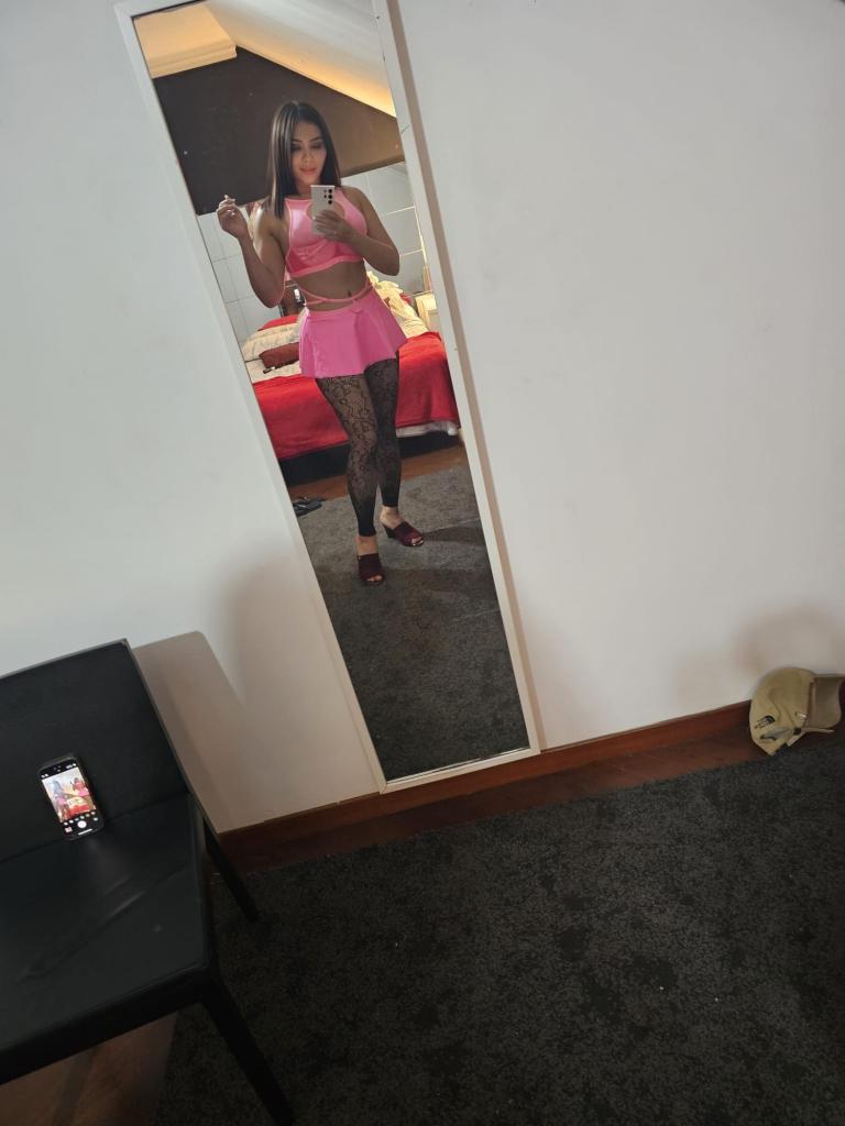 602542685: Chica busca chico en Pontevedra