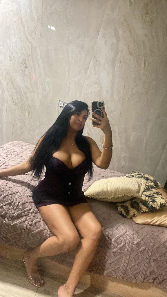 622248896: Chica busca chico en Murcia