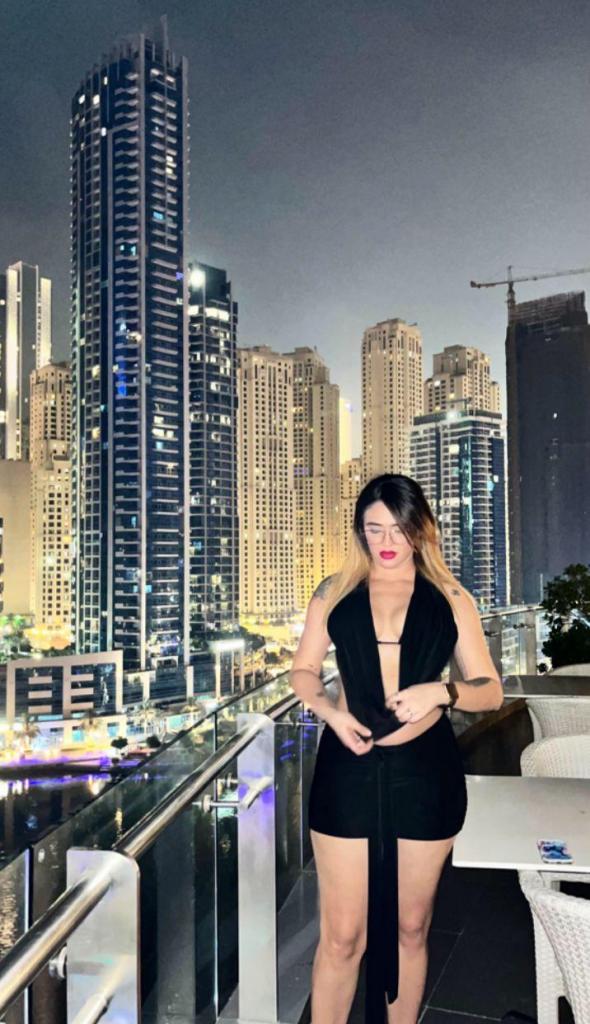 611343484: Chica busca chico en La Coruña