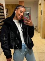 678894277: Chica busca chico en Barcelona