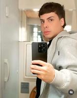 641253529: Chico busca chica en Málaga