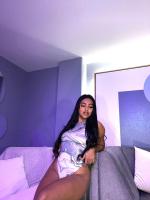 622768046: Chica busca chico en Barcelona