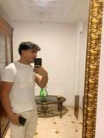 641253529: Chico busca chica en Málaga