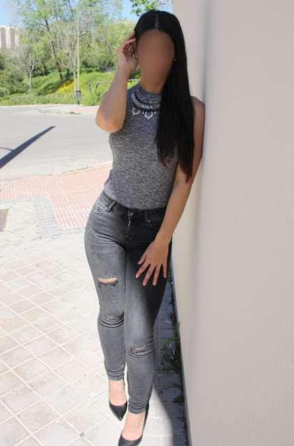 665515294: Chica busca chico en Navarra