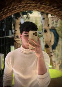 664206272: Chico busca chica en Madrid