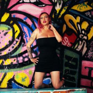 677329355: Travesti en Asturias