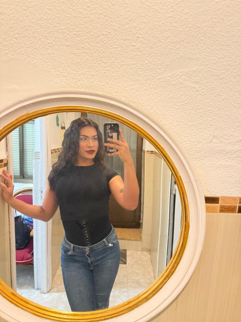 641435576: Transexual en Valencia