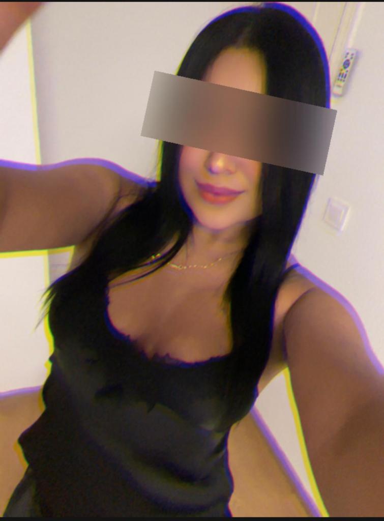 614821896: Chica busca chico en Almería