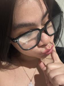 614669371: Chica busca chico en Madrid