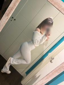 637979293: Chica busca chico en Madrid