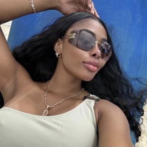 672923327: Chica busca chico en Asturias