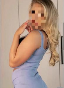 694264391: Chica busca chico en Tarragona