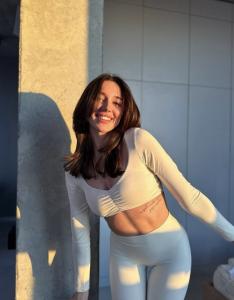 613872114: Chica busca chico en Almería