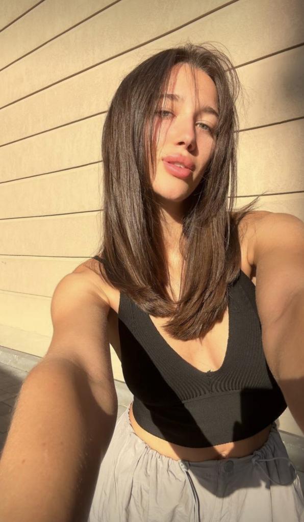 Chica busca chico en Almería: 