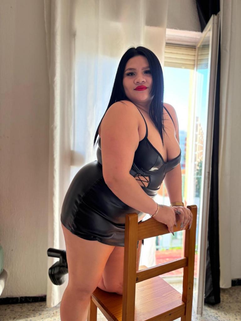 627462149: Chica busca chico en Sevilla