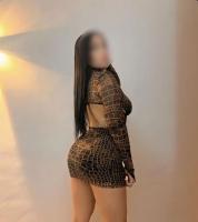 647686974: Chica busca chico en Barcelona