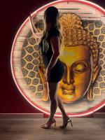 697550630: Chica busca chico en Madrid