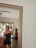 631707403: Chica busca chico en Barcelona