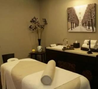 624504890: Chica busca chico en Madrid