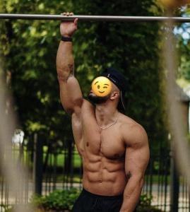 637908522: Chico busca chica en Málaga