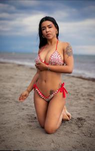 687658076: Chica busca chico en Sevilla