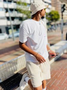 610332209: Chico busca chica en Valencia