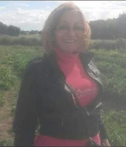 633497753: Chica busca chico en Pontevedra