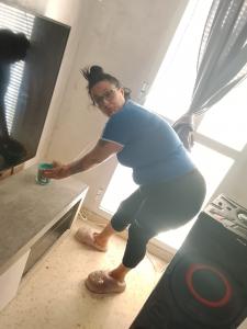 670839587: Chica busca chico en Cádiz