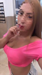 623291269: Chica busca chico en Barcelona