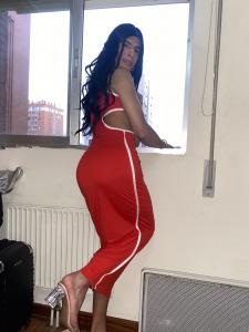 614627849: Transexual en León