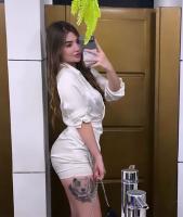 602306623: Chica busca chico en Barcelona