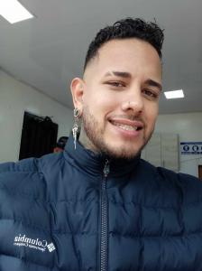 610189573: Chico busca chica en Toledo