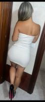 664464494: Chica busca chico en Barcelona