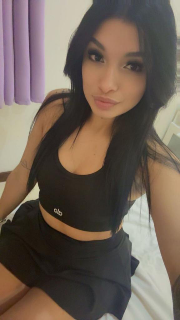 Chica busca chico en Málaga: Chica busca chico