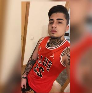 600783234: Chico busca chica en La Coruña