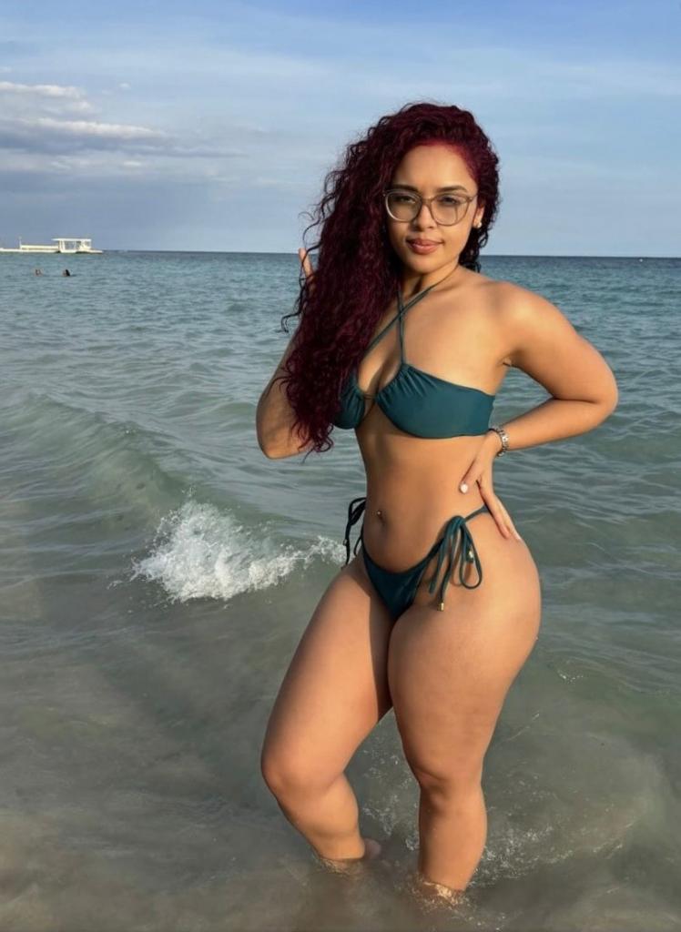 613213903: Chica busca chico en Málaga