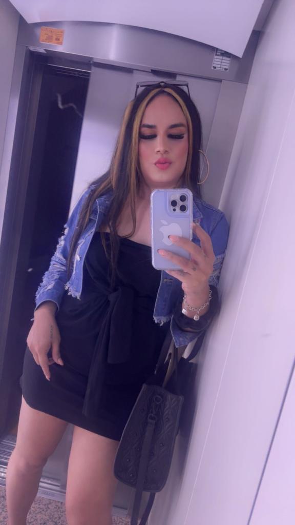 694279364: Transexual en Badajoz
