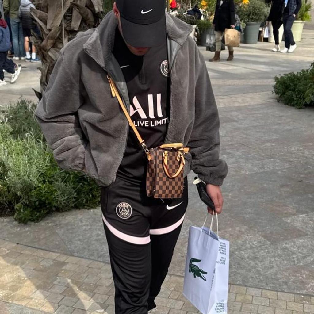 695685844: Chico busca chica en Madrid